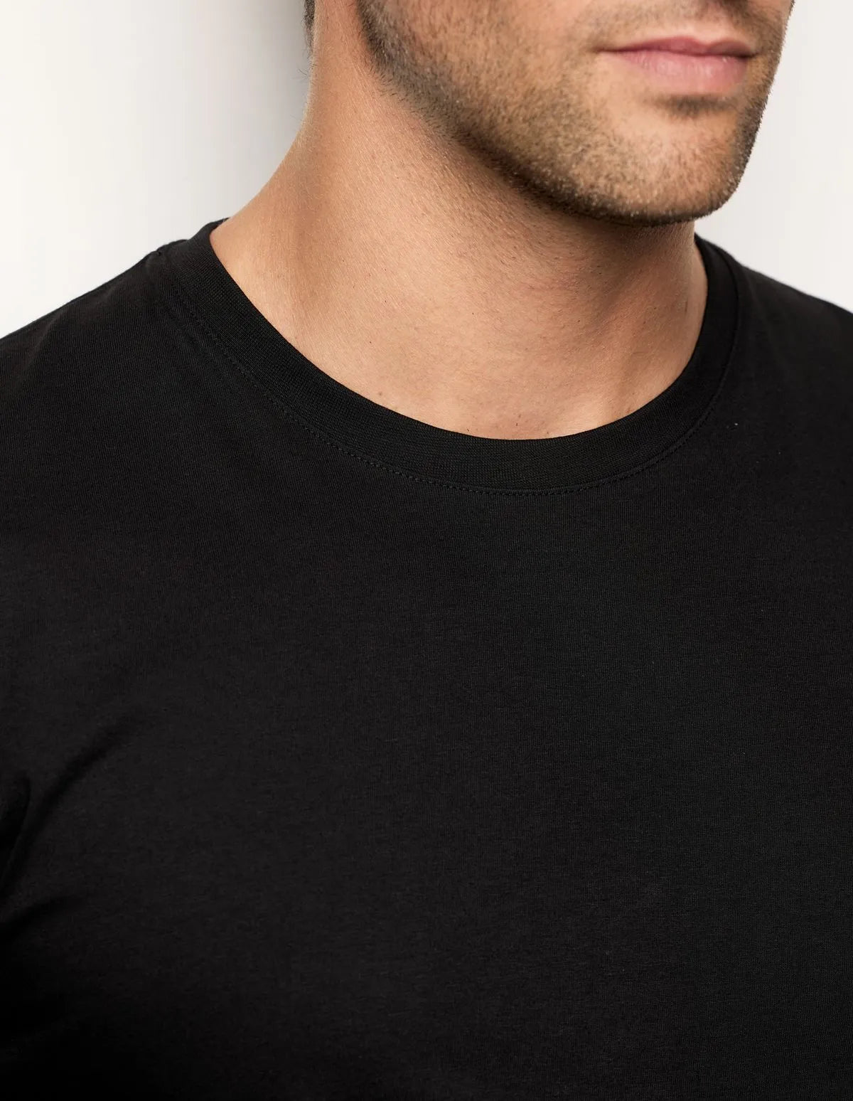 Daily - Set 3 bluza me menge te shkurtra per meshkuj