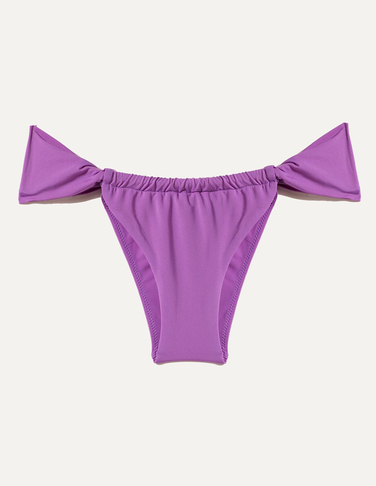 Selena - Rroba banje/bikini mbathje braziliane