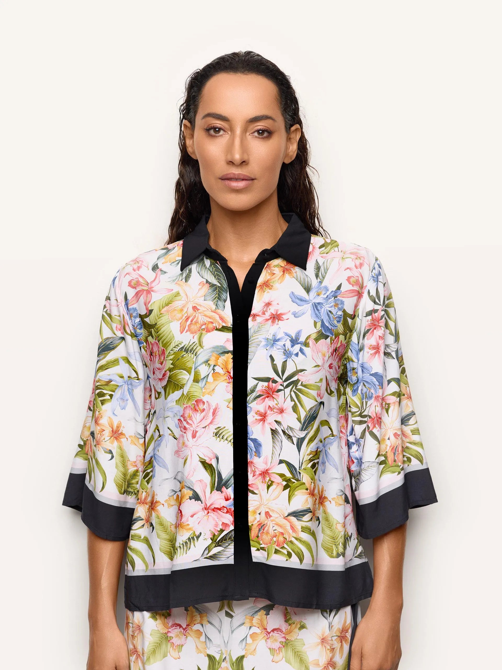 Yamamay Albania Blouse | AMAD192003_128_02.jpg