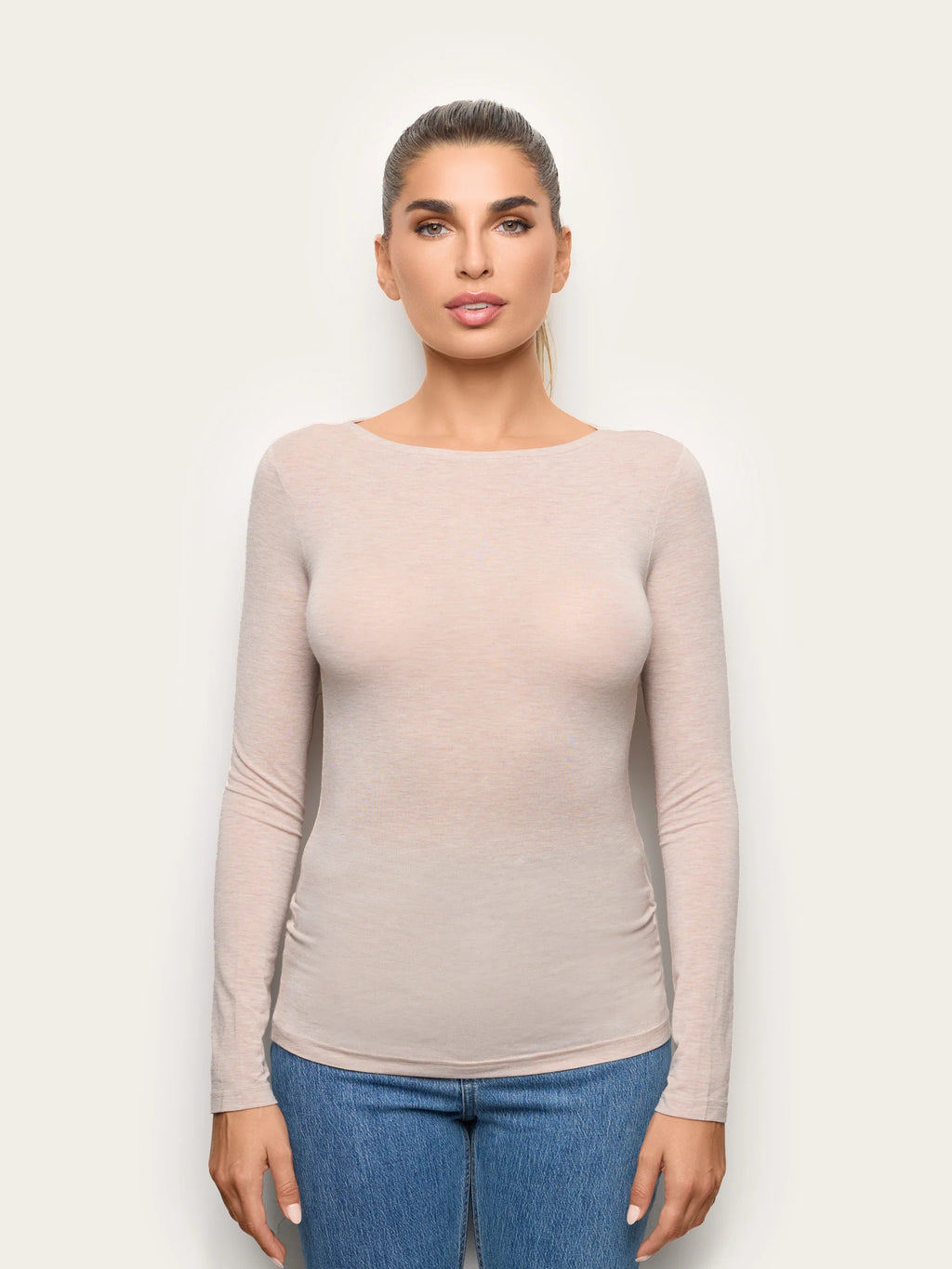 Yamamay Albania Long-sleeve boat neck T-shirt | AMAD193002279_02_3fb748cc-bed2-4126-b9cd-d11848a97267.jpg