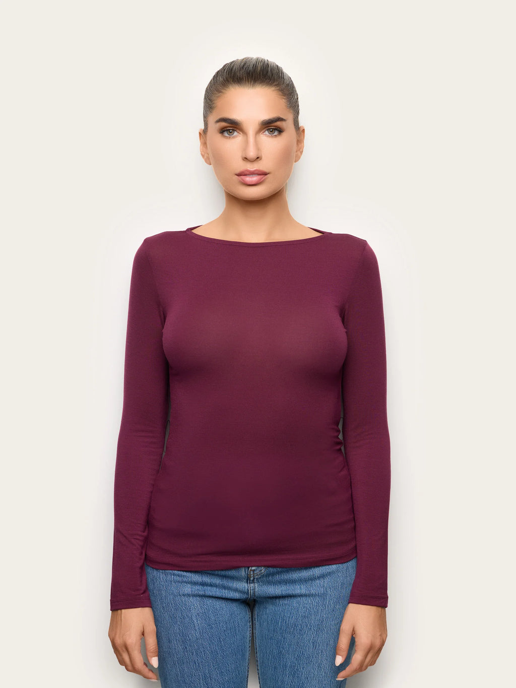 Yamamay Albania Long-sleeve boat neck T-shirt | AMAD193002837_02_e9339070-74ee-454d-b4e7-a717cbc8dc07.jpg