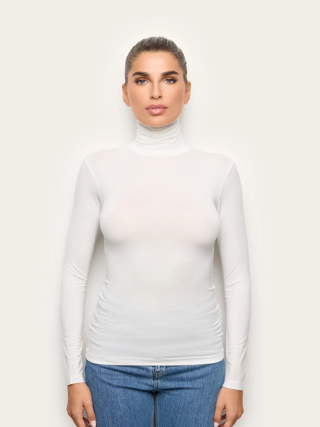 Yamamay Albania T-shirt | AMAD193003096_02_7f3035dd-720b-41fd-8fc1-dc6e03a5edbb.jpg