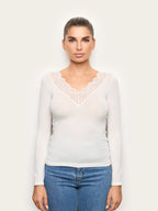 Yamamay Albania Long-sleeve v neck T-shirt | AMAD193005035_02_ae74d698-0ba7-4f33-8233-cbc8c61a0f02.jpg