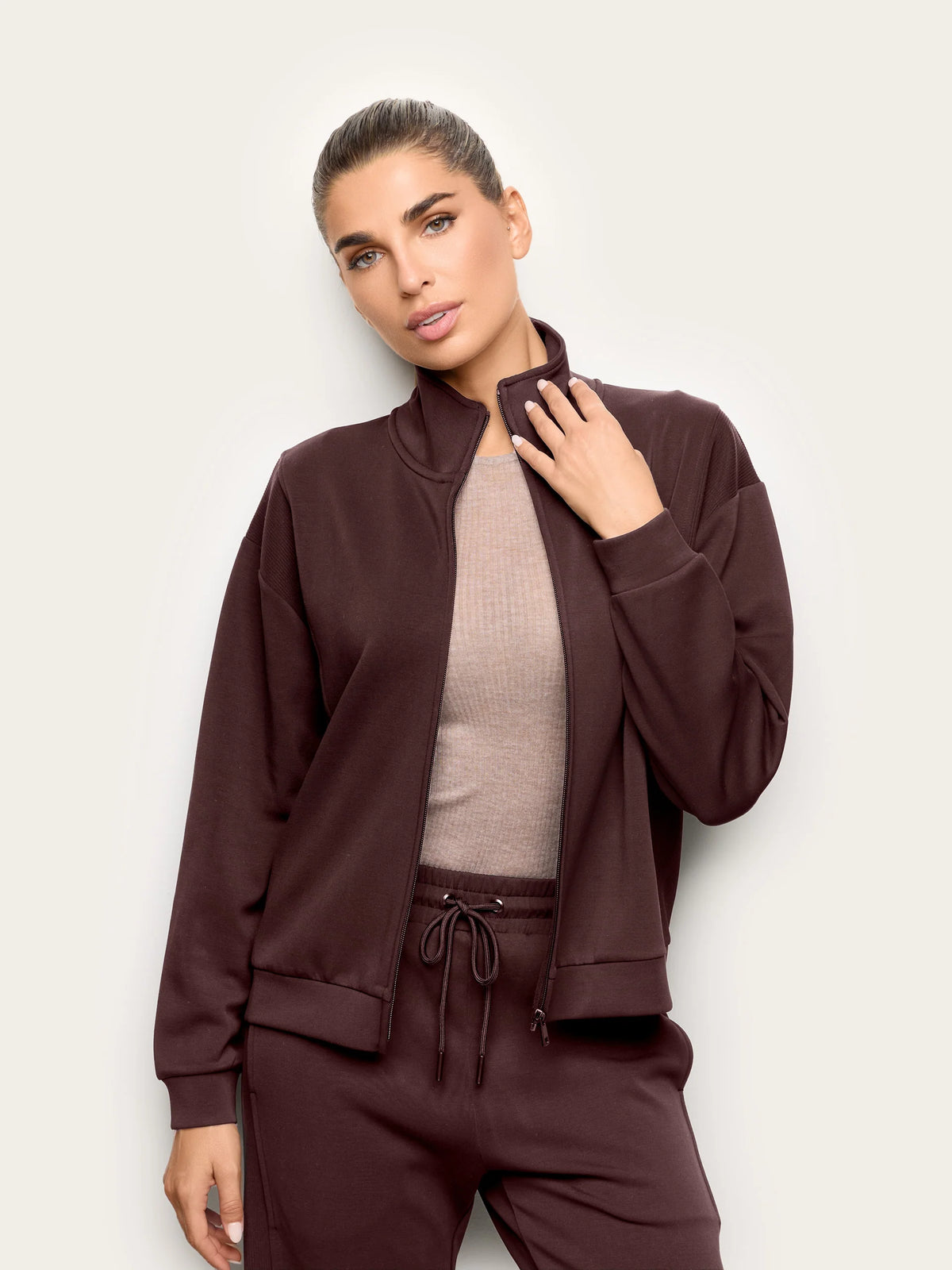 Yamamay Albania Sweatshirt | AMAD193018770_01_575829cd-925b-4cf8-932a-f8ad897561b6.jpg