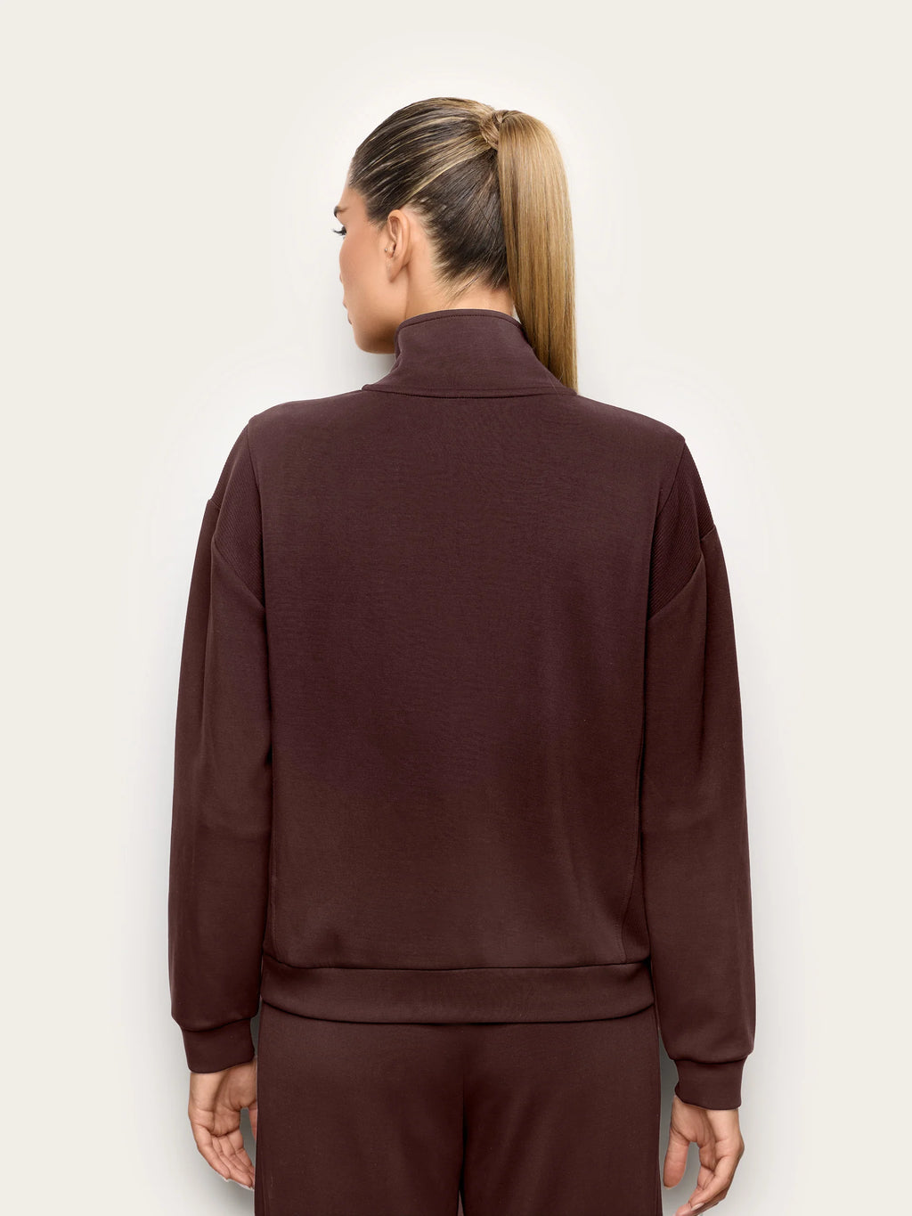 Yamamay Albania Sweatshirt | AMAD193018770_05_f4077d90-7089-463f-a417-054fd7497f4e.jpg