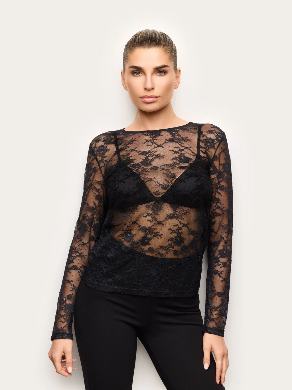 Yamamay Albania Long-sleeve T-shirt | AMAD193019072_01.jpg