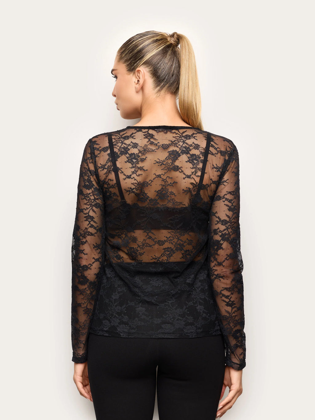 Yamamay Albania Long-sleeve T-shirt | AMAD193019072_05.jpg