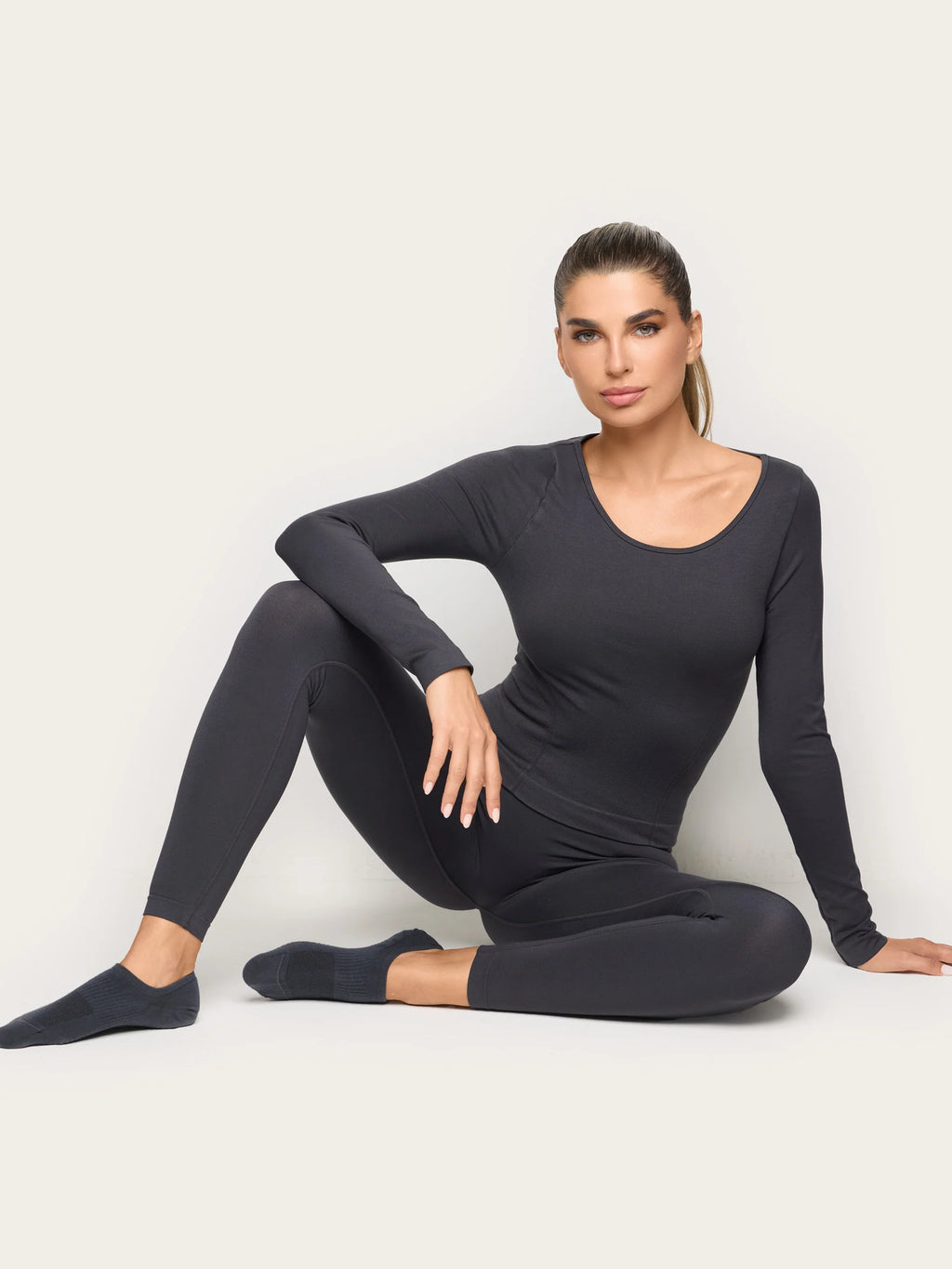 Yamamay Albania Long-sleeve T-shirt | AMAD193025136_01_5bc4b5f7-2e23-4507-9353-e8de1dde0ea4.jpg