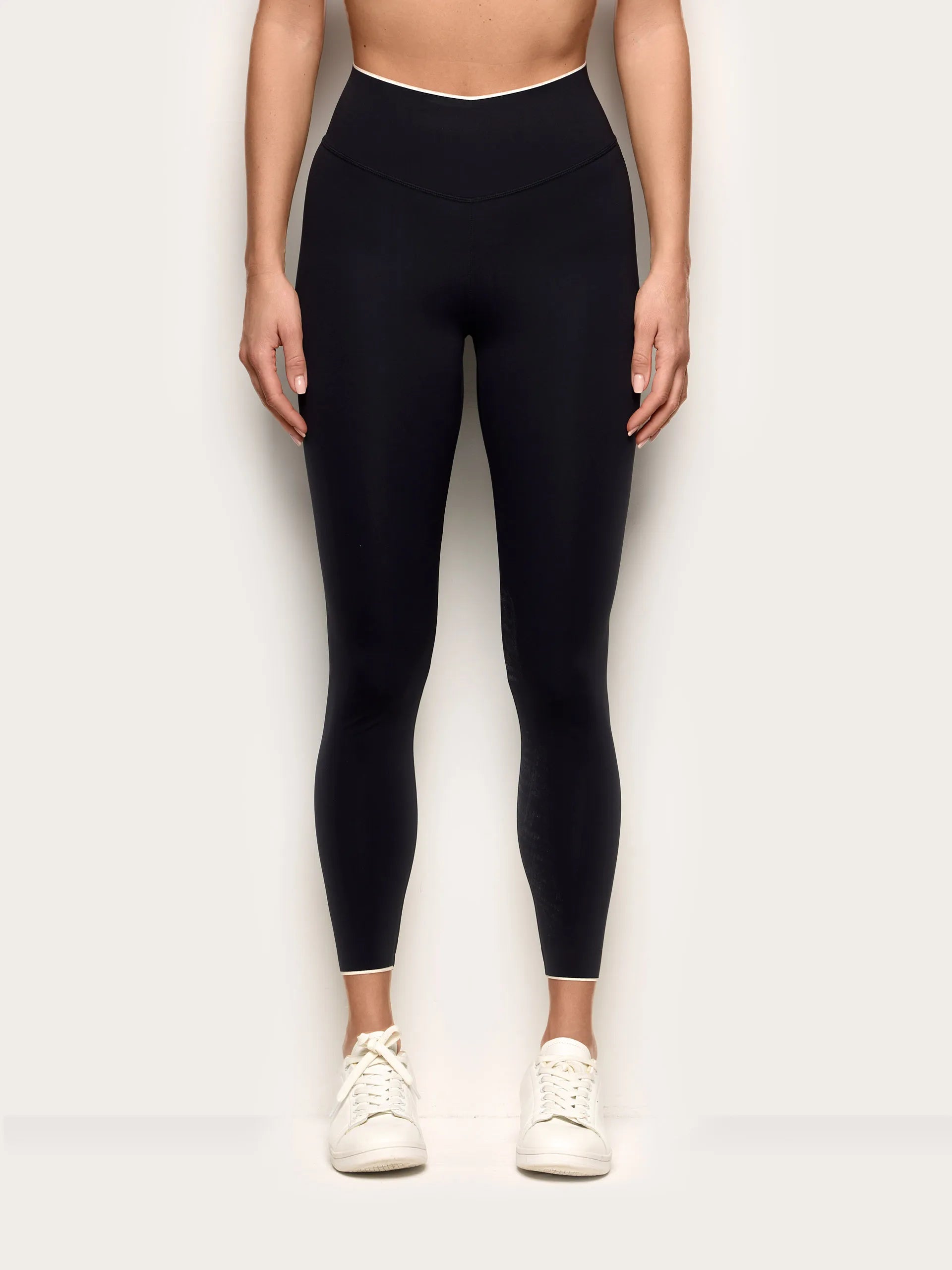 Yamamay Albania Leggings | APMD191002_072_02.jpg