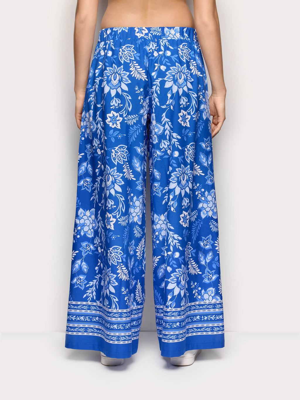 Yamamay Albania Full-long trousers | APMD192009128_05_799ee572-1adc-4643-90cb-df03a47d7386.jpg