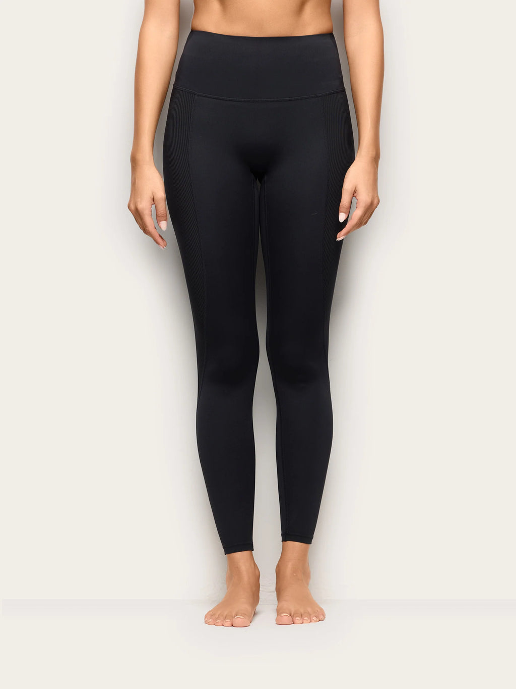 Yamamay Albania Leggings | APMD193004072_02_d05929f0-ace5-4316-820d-cbf1b36e7464.jpg