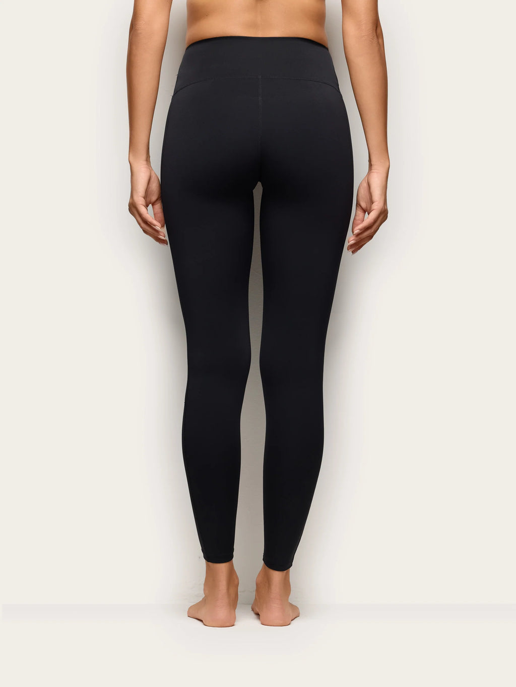 Yamamay Albania Leggings | APMD193004072_05_16a27b88-df52-4e5f-b151-bcb8e3d985a2.jpg