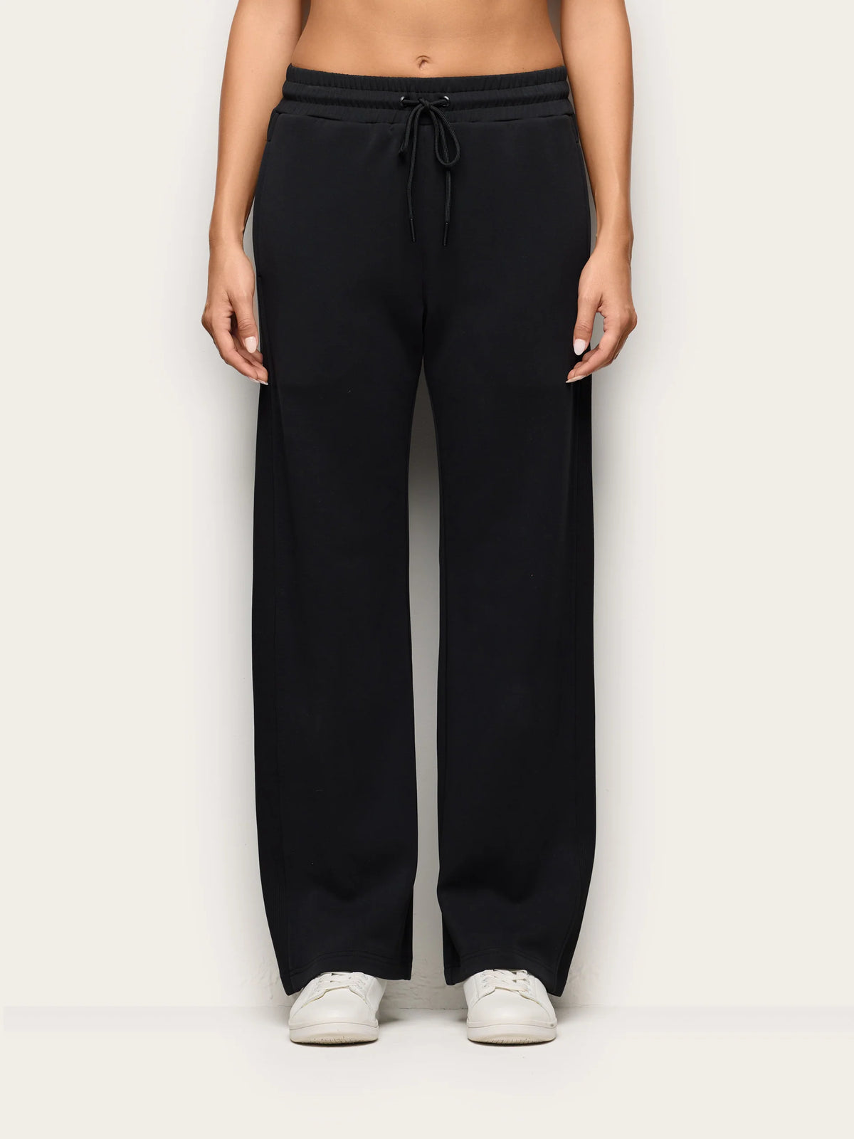 Yamamay Albania Full-long trousers | APMD193005072_02_bd4f2170-632d-42ee-a6dc-346c7d7b3129.jpg