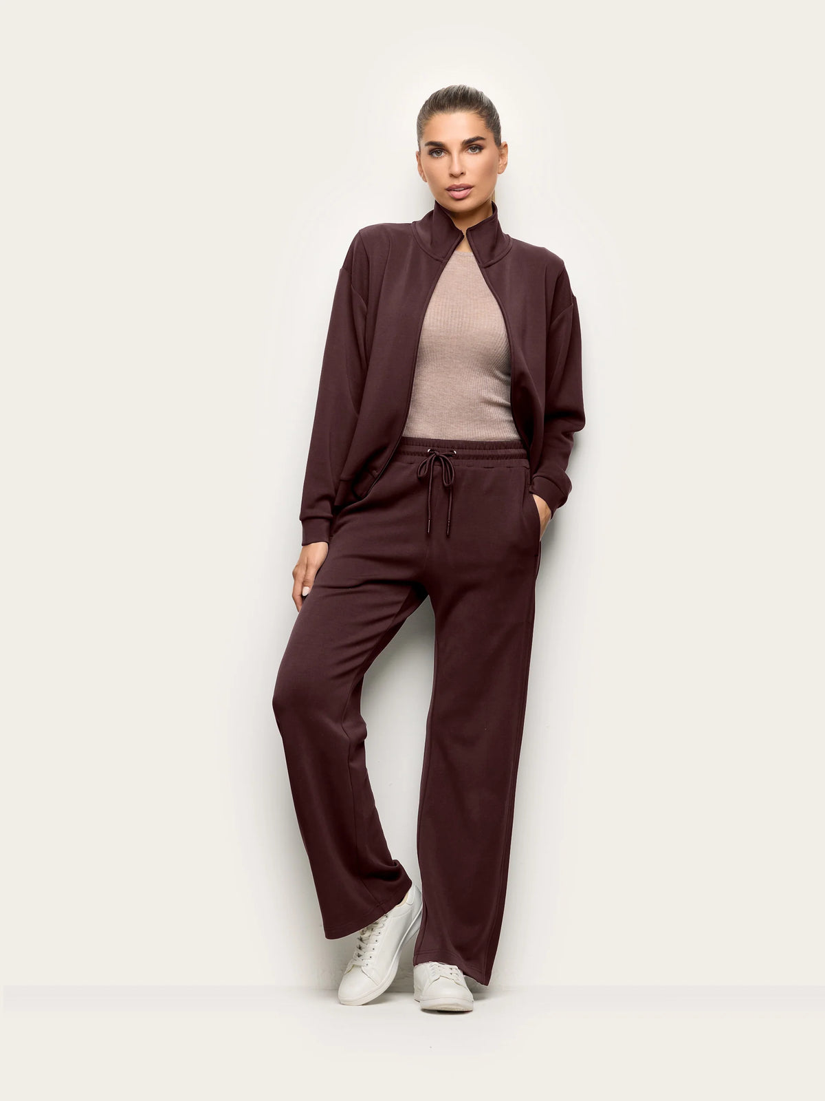 Yamamay Albania Full-long trousers | APMD193005770_01_d98db659-0069-41e0-8d65-01fe23c8882d.jpg