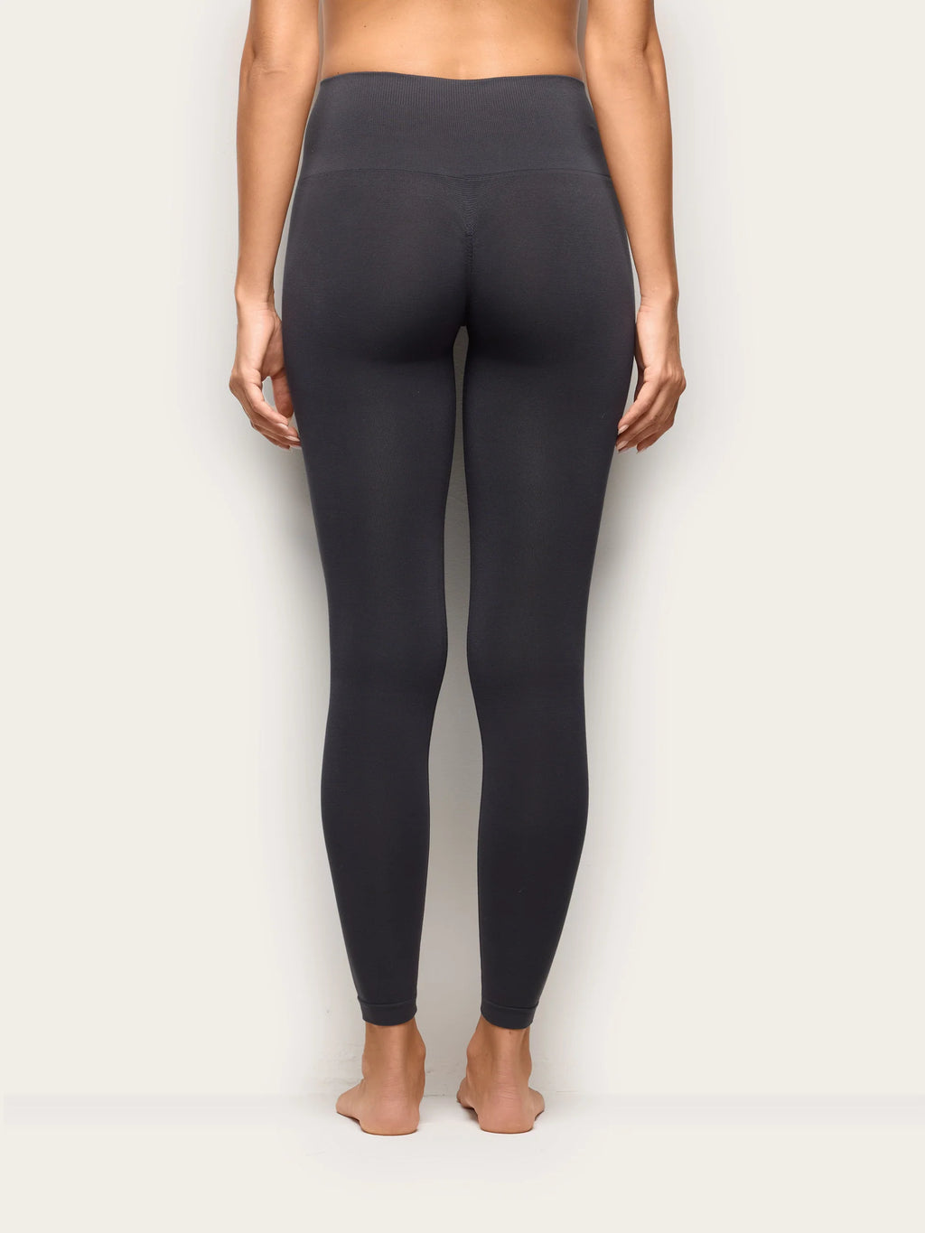 Yamamay Albania Leggings | APMD193006136_05_d445fba0-8d94-4133-b369-43b5e0dd7bb9.jpg