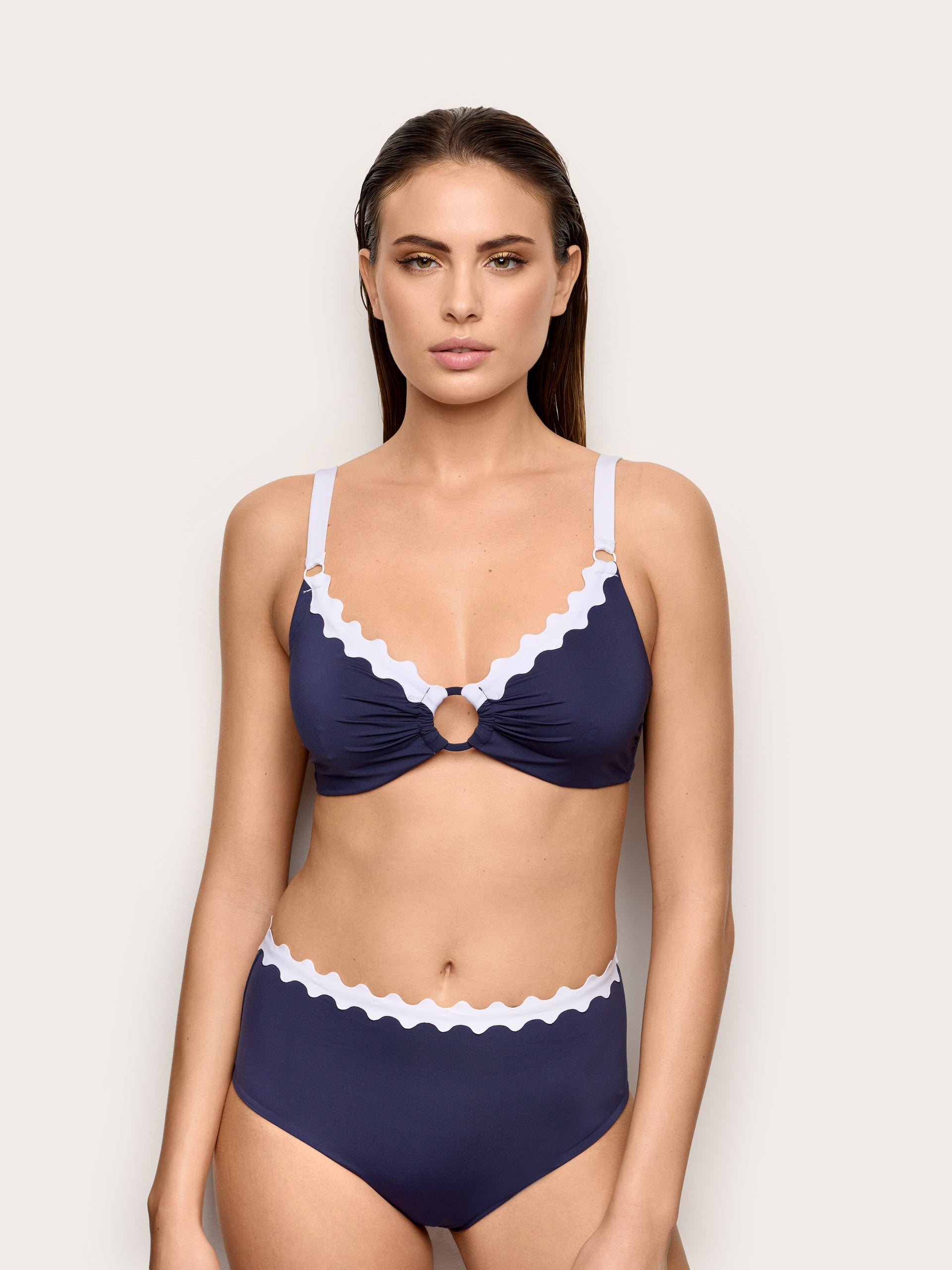 Marena - Reçipeta bikini balconette për femra