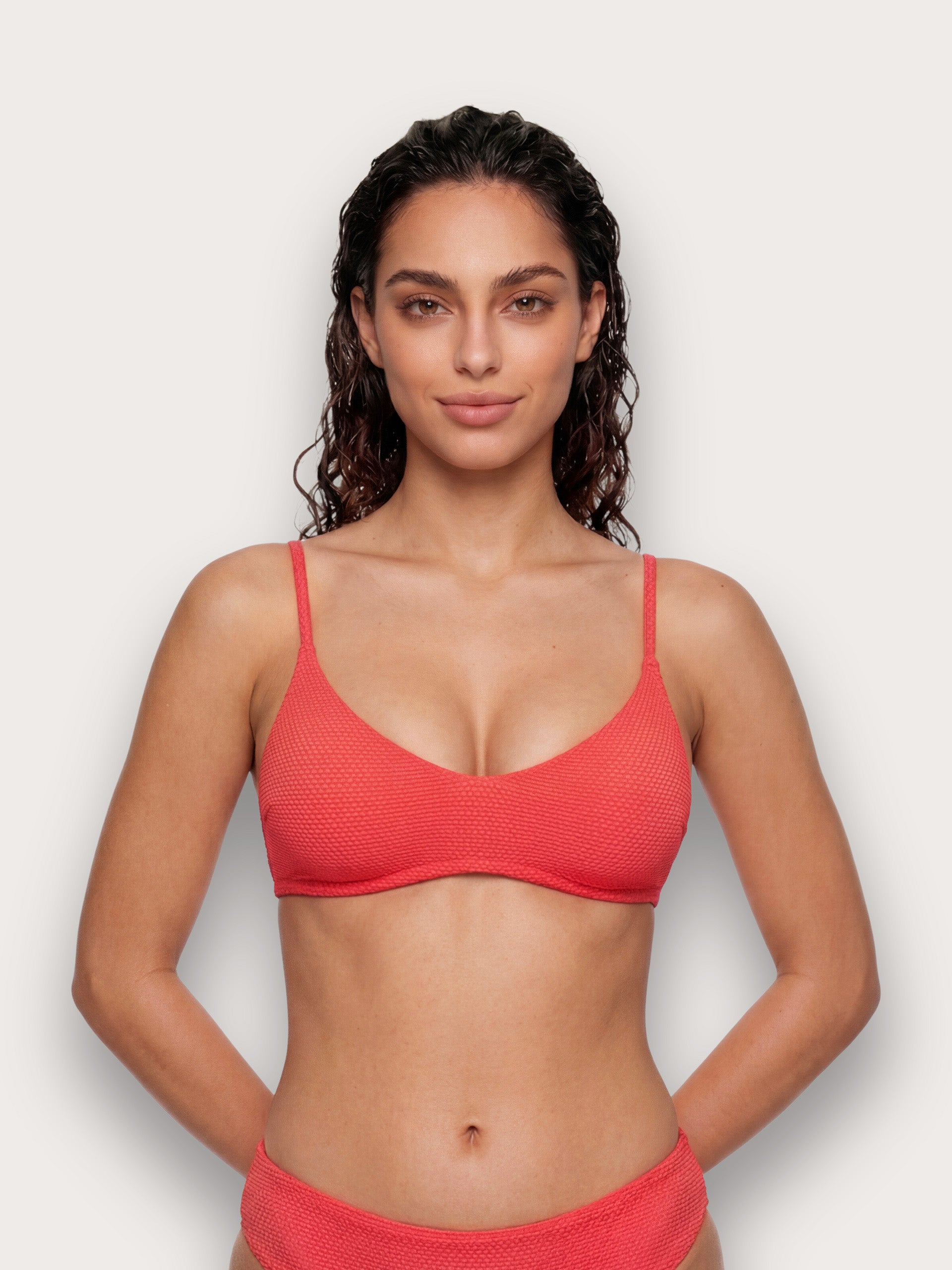 Textured - Reçipeta bikini bralette me mbushje për femra
