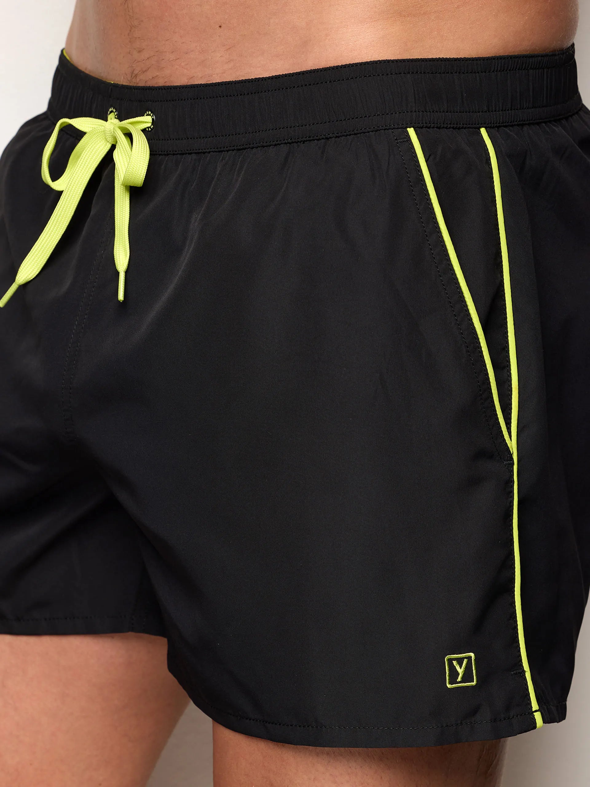 Yamamay Albania Boardshorts | CBXU192002_072_03.jpg