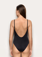 Yamamay Albania Padded one-piece swimsuit | CCID192001072_05_3bc03f1e-6299-4fcf-9662-38451600554d.jpg