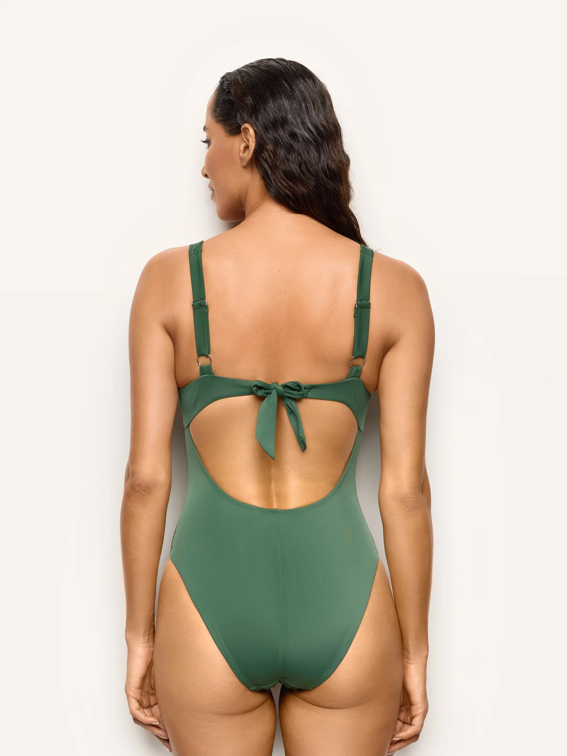 Yamamay Albania Shaping padded one-piece swims | CCID192004_237_04.jpg