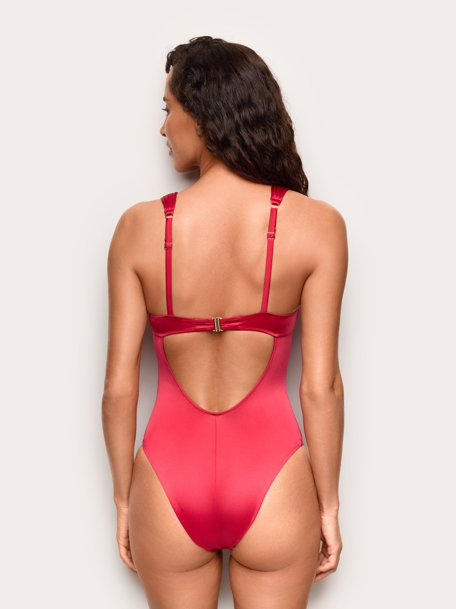 Ilehia - One-piece swimsuit w/re