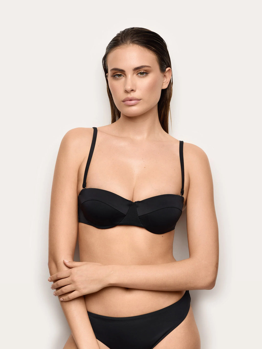Yamamay Albania Bandeau bra w/remov. cup inser | CFAD192002072_01_e9ef97ec-0bae-40dd-92da-e3262508ff73.jpg