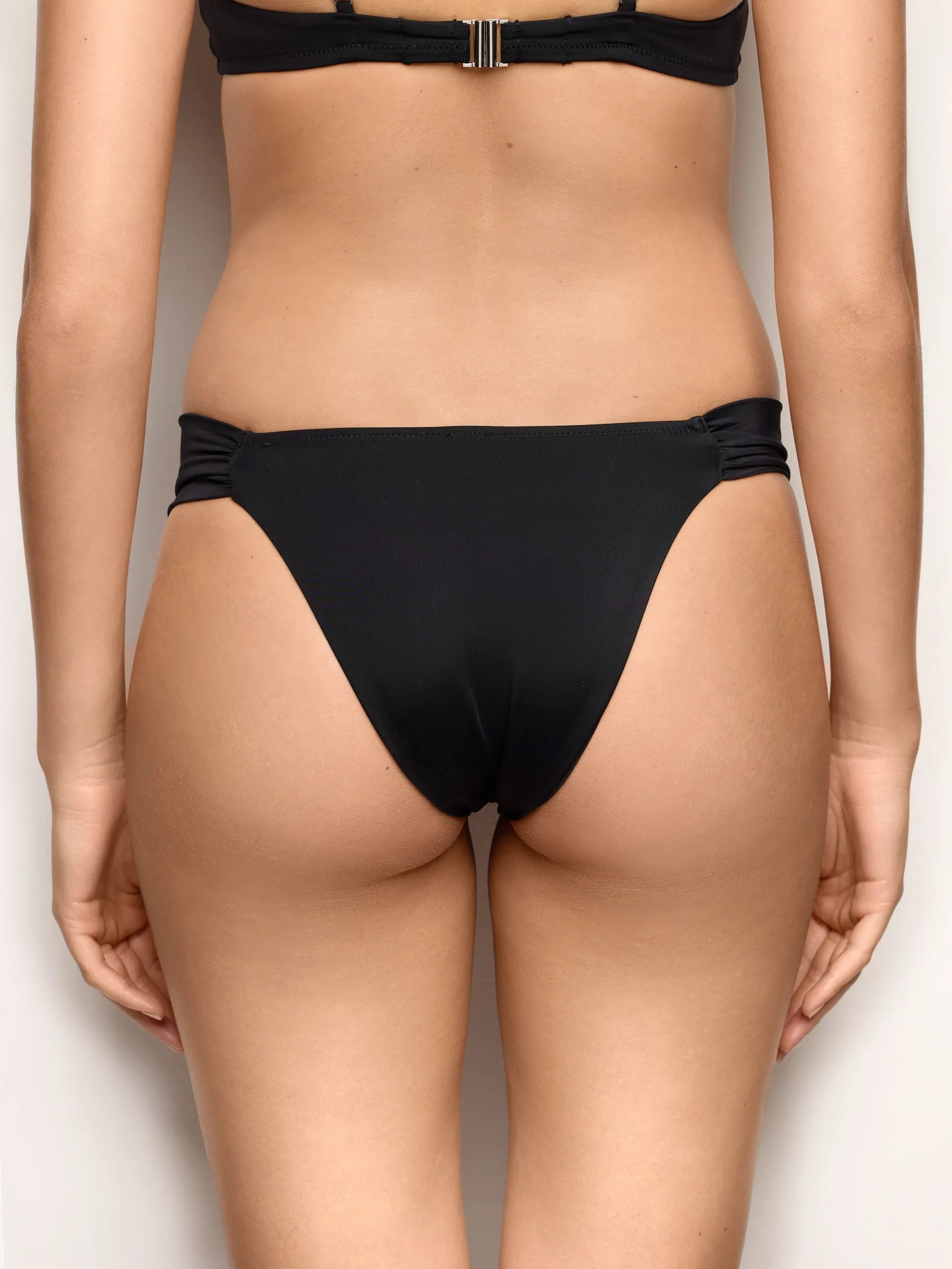 Yamamay Albania Fashion bottom | CSLD192002_072_04.jpg