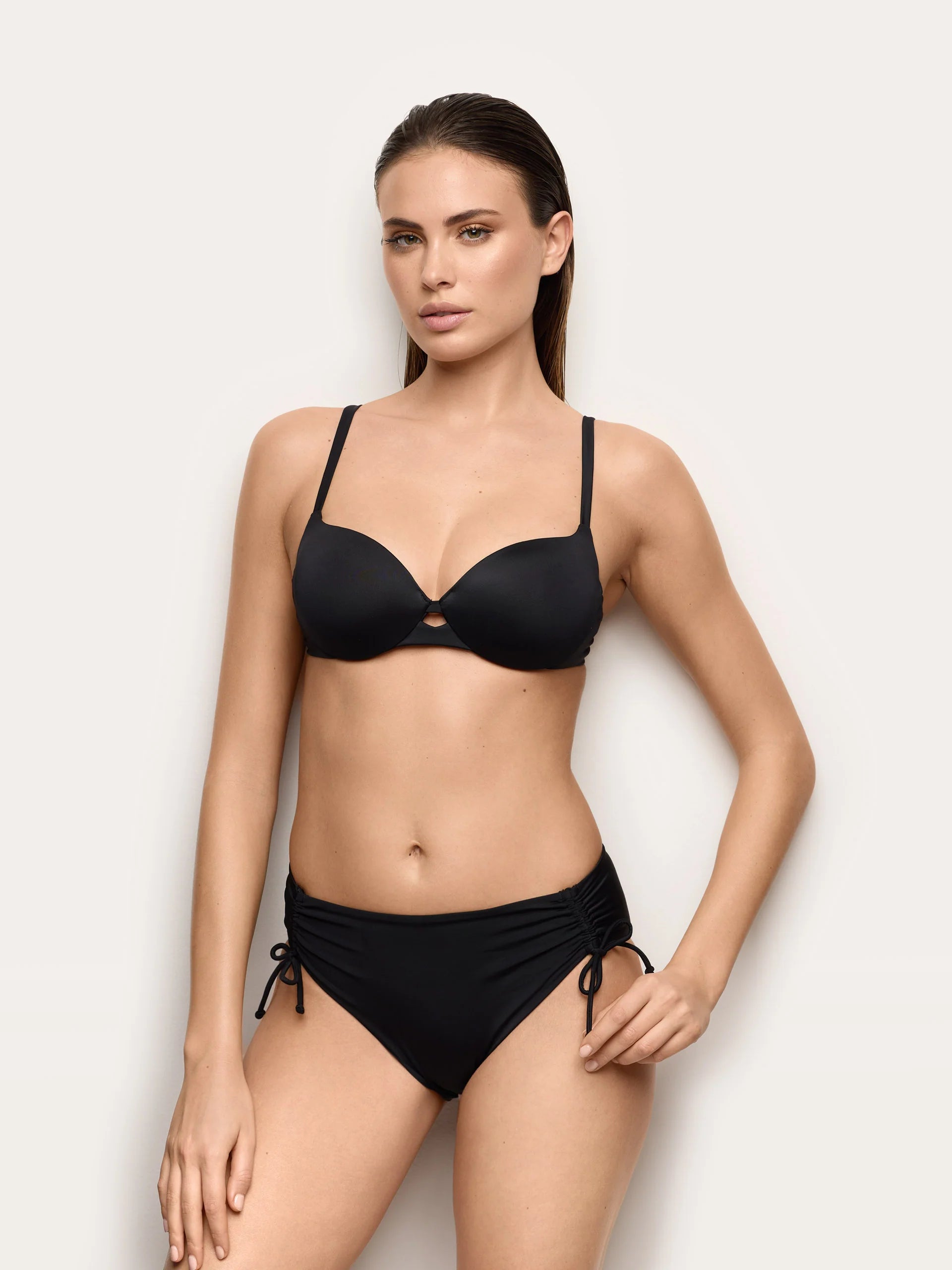 Yamamay Albania High-side bottom | CSLD192003072_01_66935244-df74-4665-9e7b-3f836cf0d183.jpg