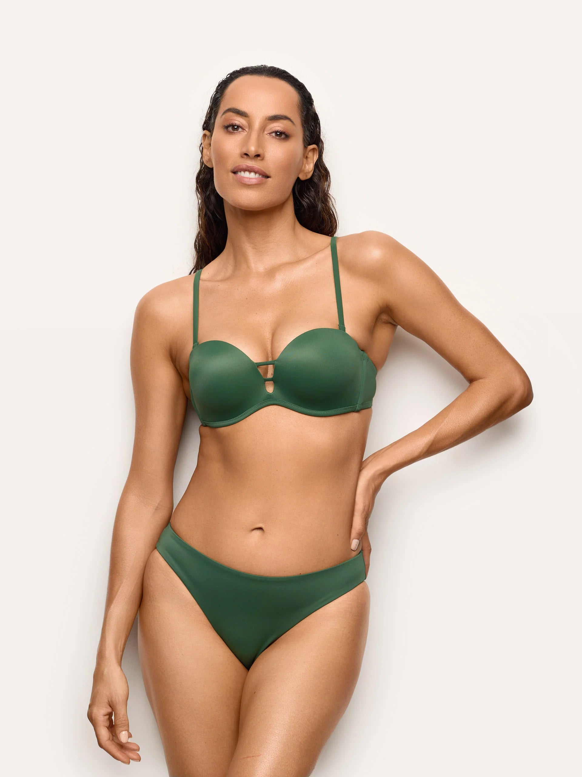 Yamamay Albania Medium-side bottom | CSLD192007237_01_3929344d-a4d3-4dda-8039-f0b447e142cc.jpg