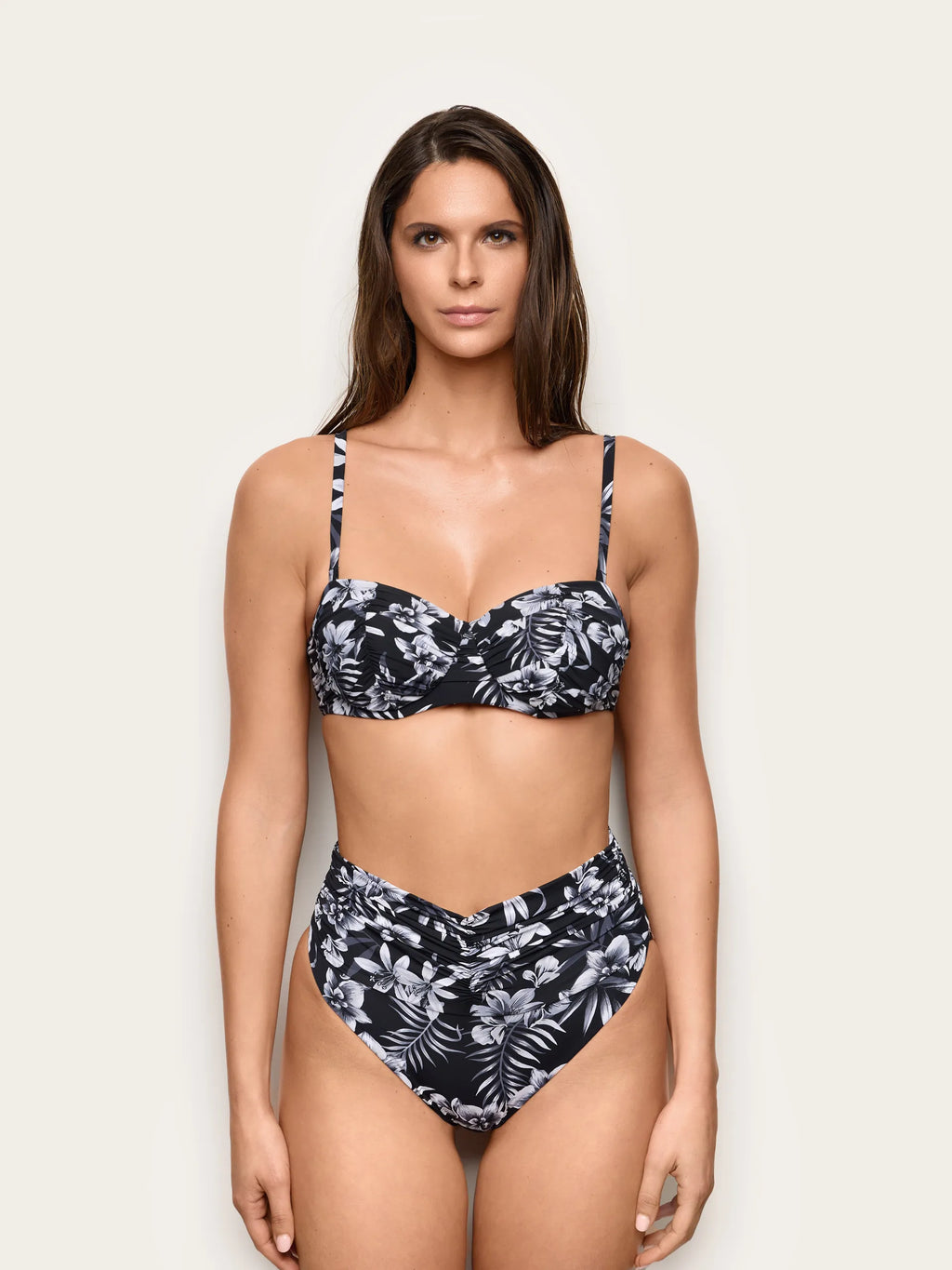 Yamamay Albania High-side bottom | CSLD192014_128_02.jpg
