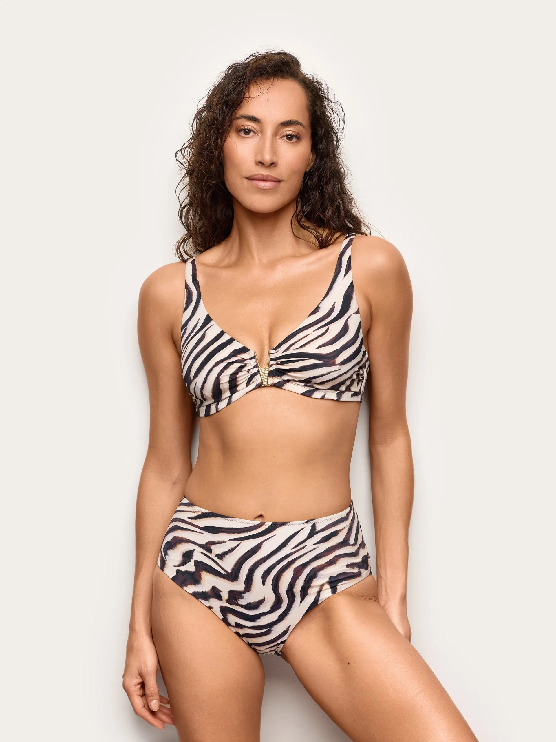 Yamamay Albania High-side bottom | CSLD192025_128_01.jpg