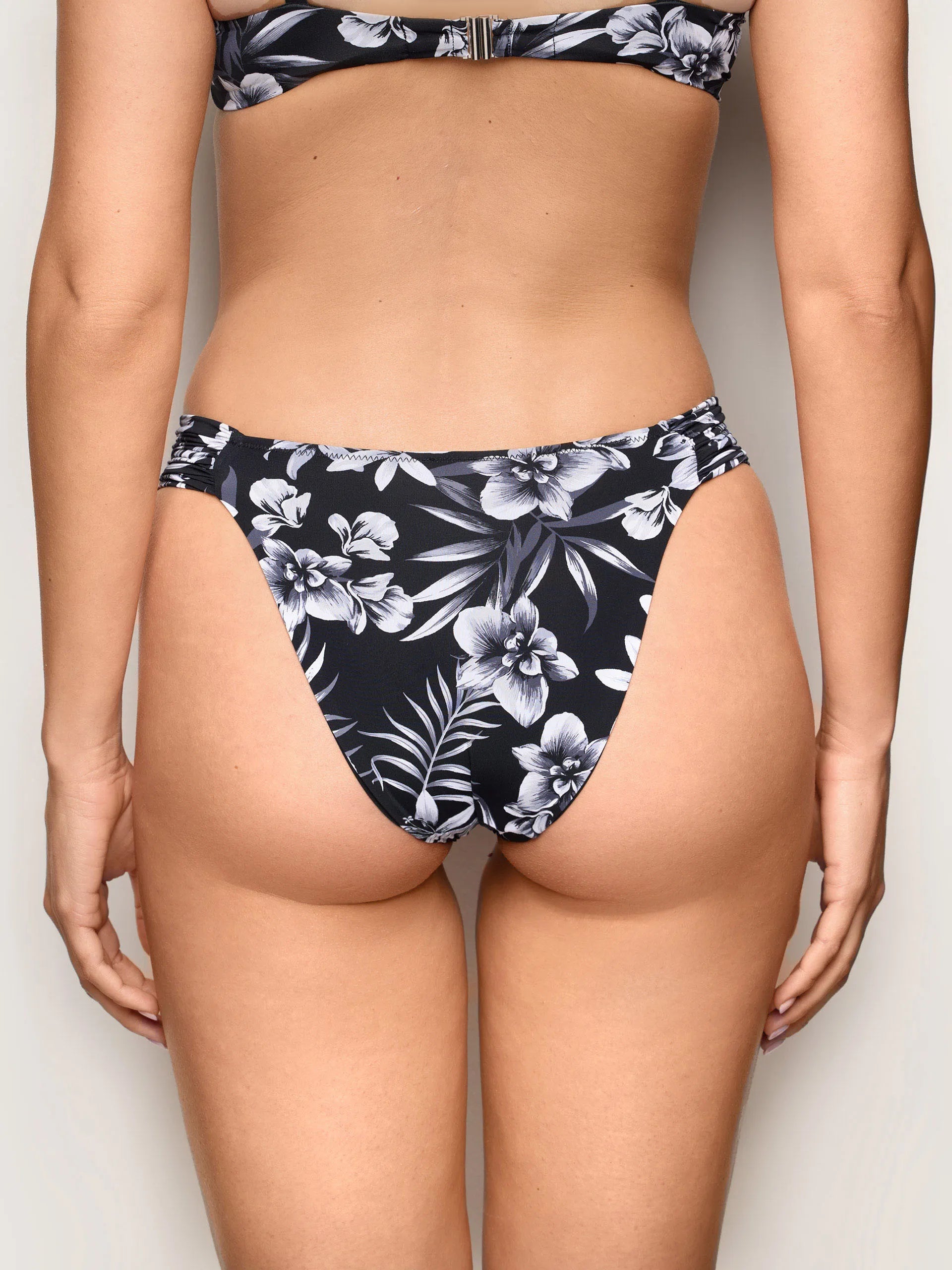 Yamamay Albania Medium-side bottom | CSLD192035_128_05.jpg