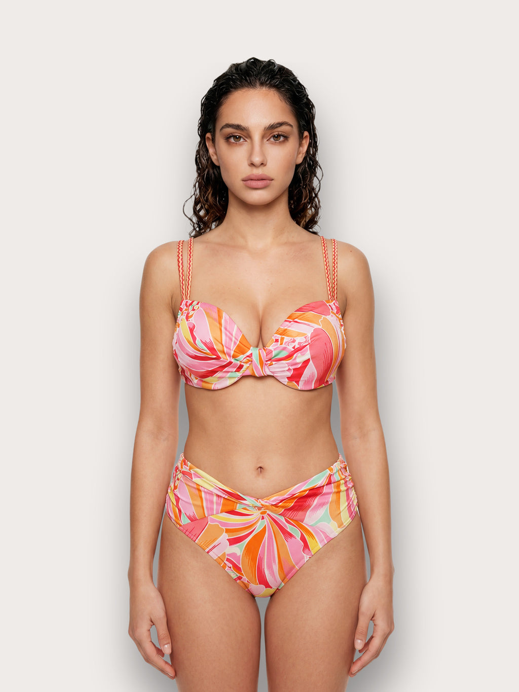 Hadria - High-side bottom