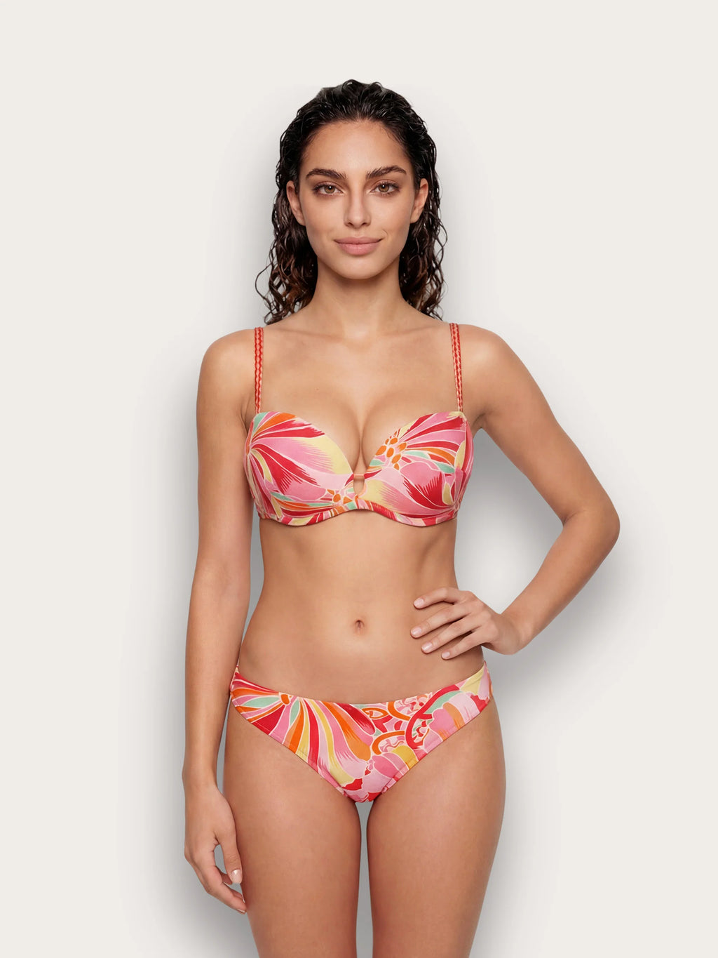 Yamamay Albania Low-side bottom | CSLD192041128_01_d948e63f-49f1-4cb2-8268-c12384deff3f.jpg