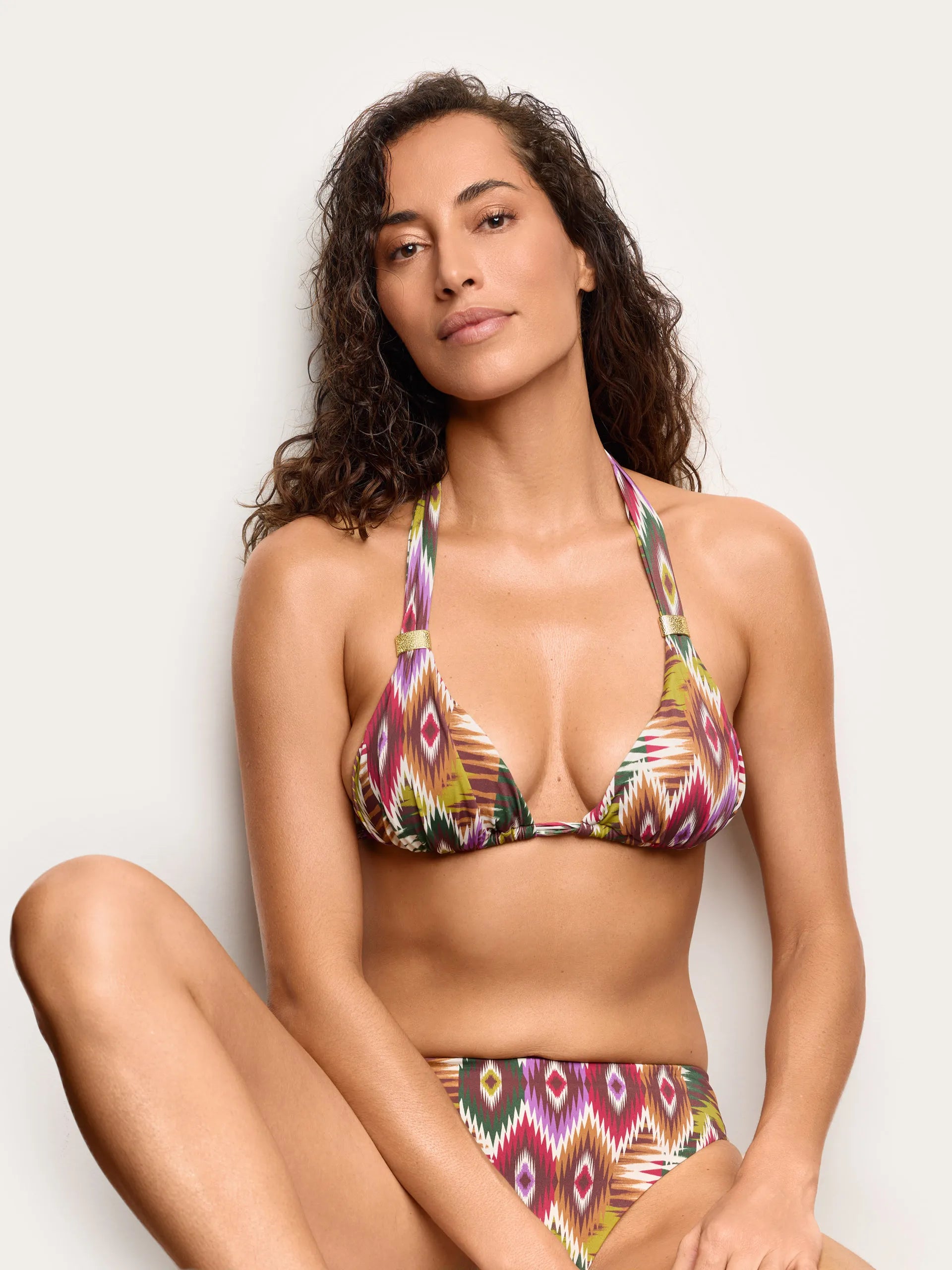 Yamamay Albania Sliding halter bikini bra w/ | CVED192008_128_01.jpg