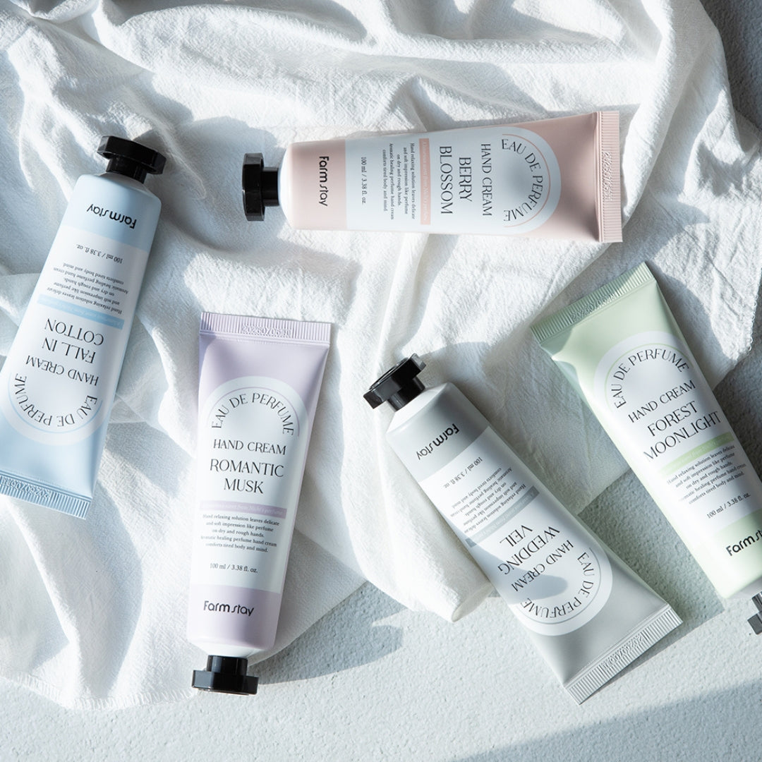 Farmstay – Krem Duarsh me Aromë Parfumi Fall In Cotton