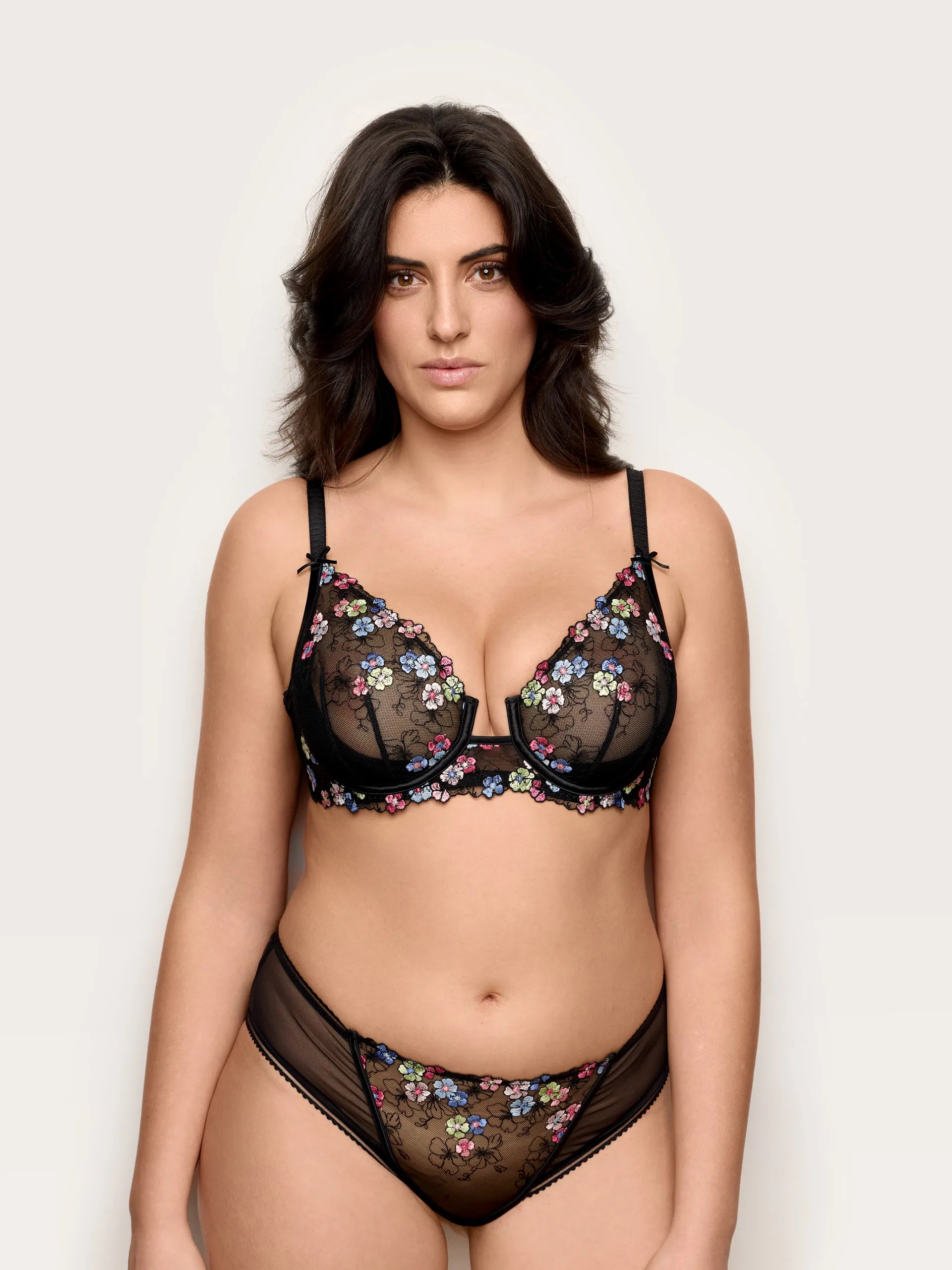 Yamamay Albania Balcony bra in different cup s | IBAD191007_072_01.jpg