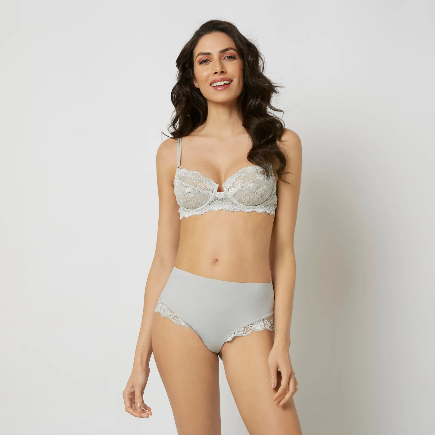 Balcony bra in different cup sizes - PRIMULA