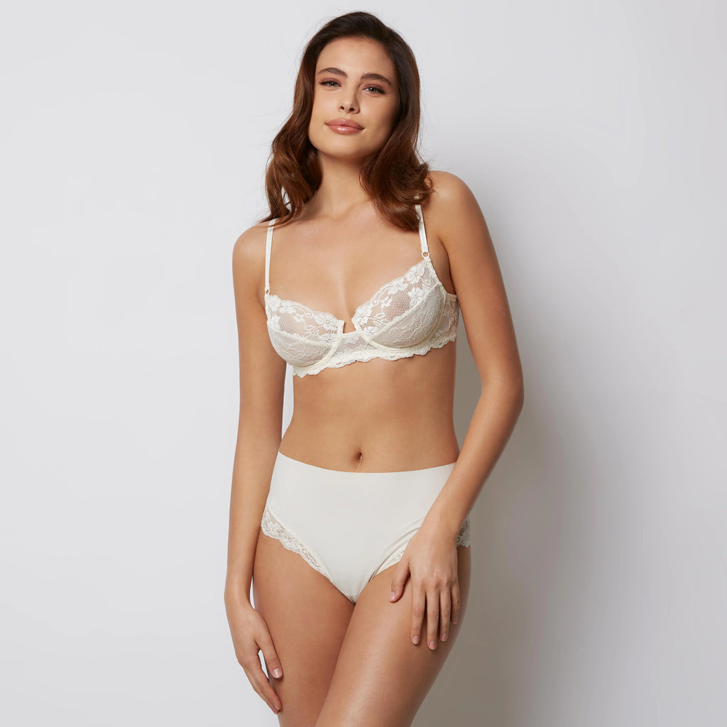 Yamamay Albania Balcony bra in different cup si | IBAD99X035096_02_7bf5e979-2c24-45a2-aefa-86c3cadebfec.jpg