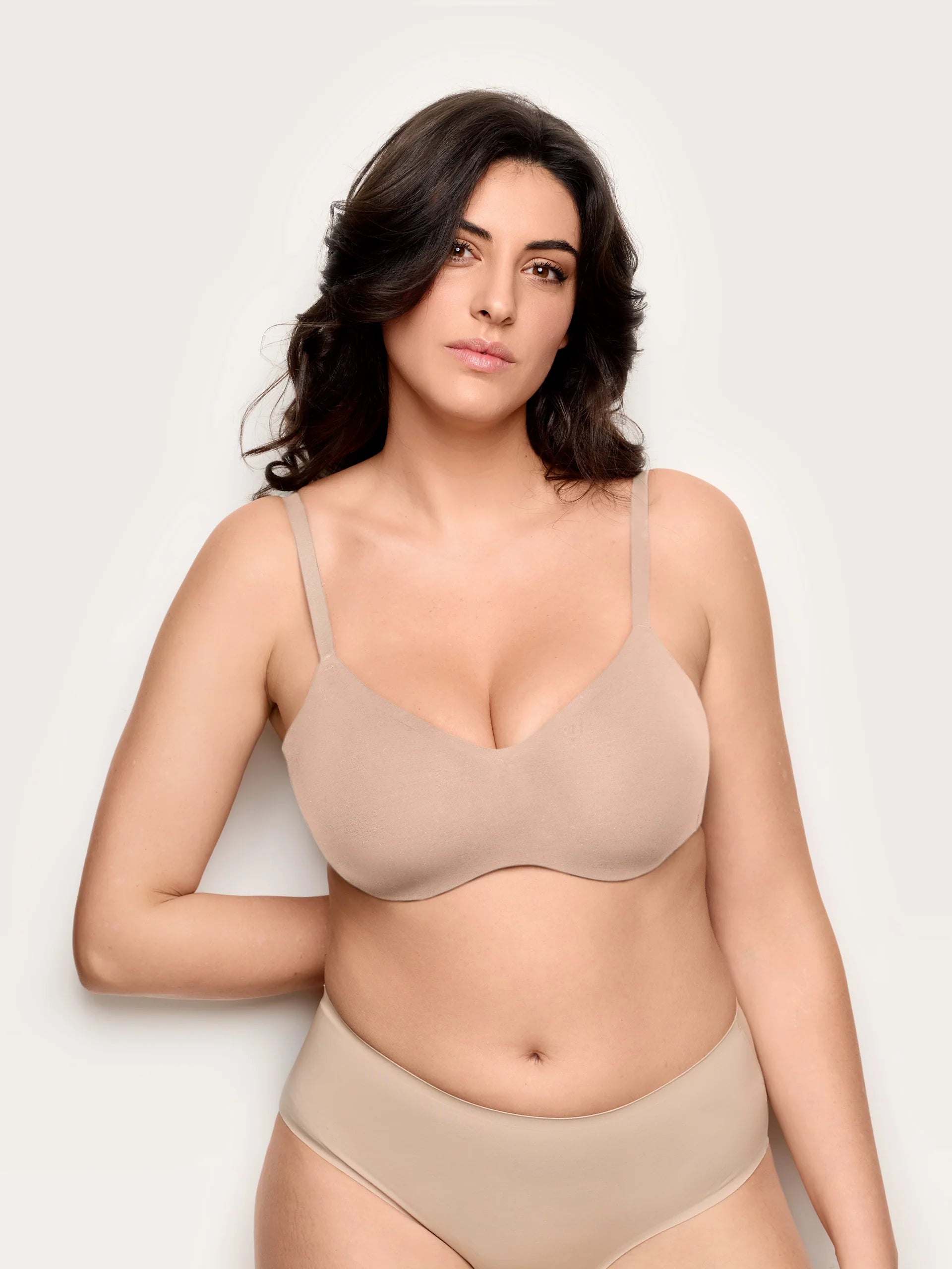 Yamamay Albania Balcony bra in different cup | IBAD99X037216_01_84b70484-55a8-4bf2-84fb-9d852a509b50.jpg