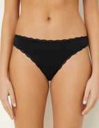 Brazilian briefs_Vicky _Yamamay Albania