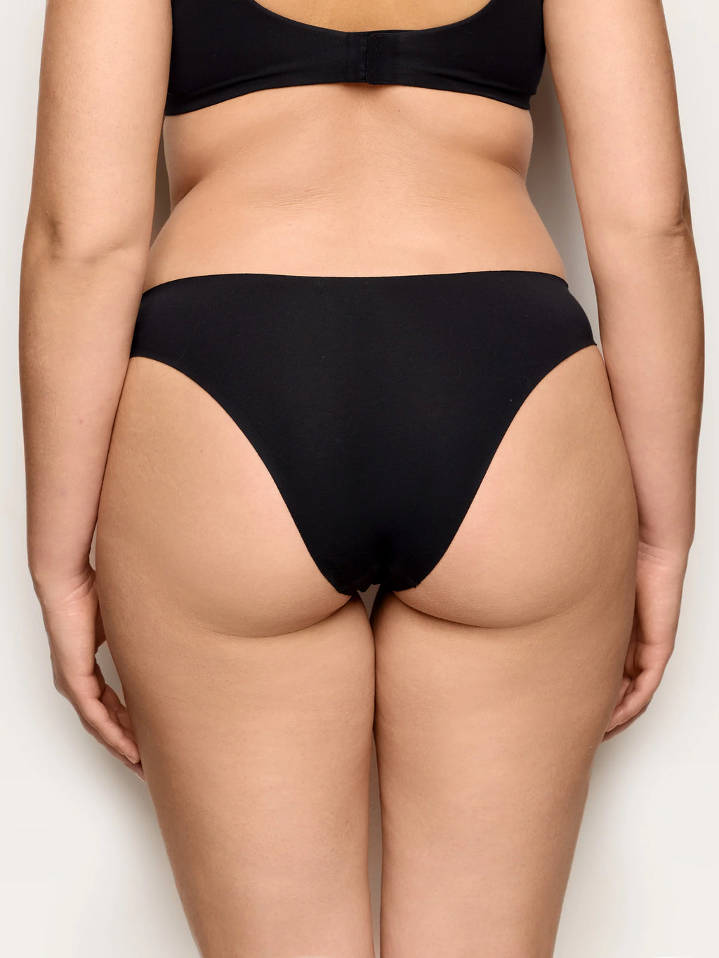 Yamamay Albania Brazilian briefs | IBND99X040072_05_d6950793-3337-49e3-bb03-6fbf976fe18c.jpg