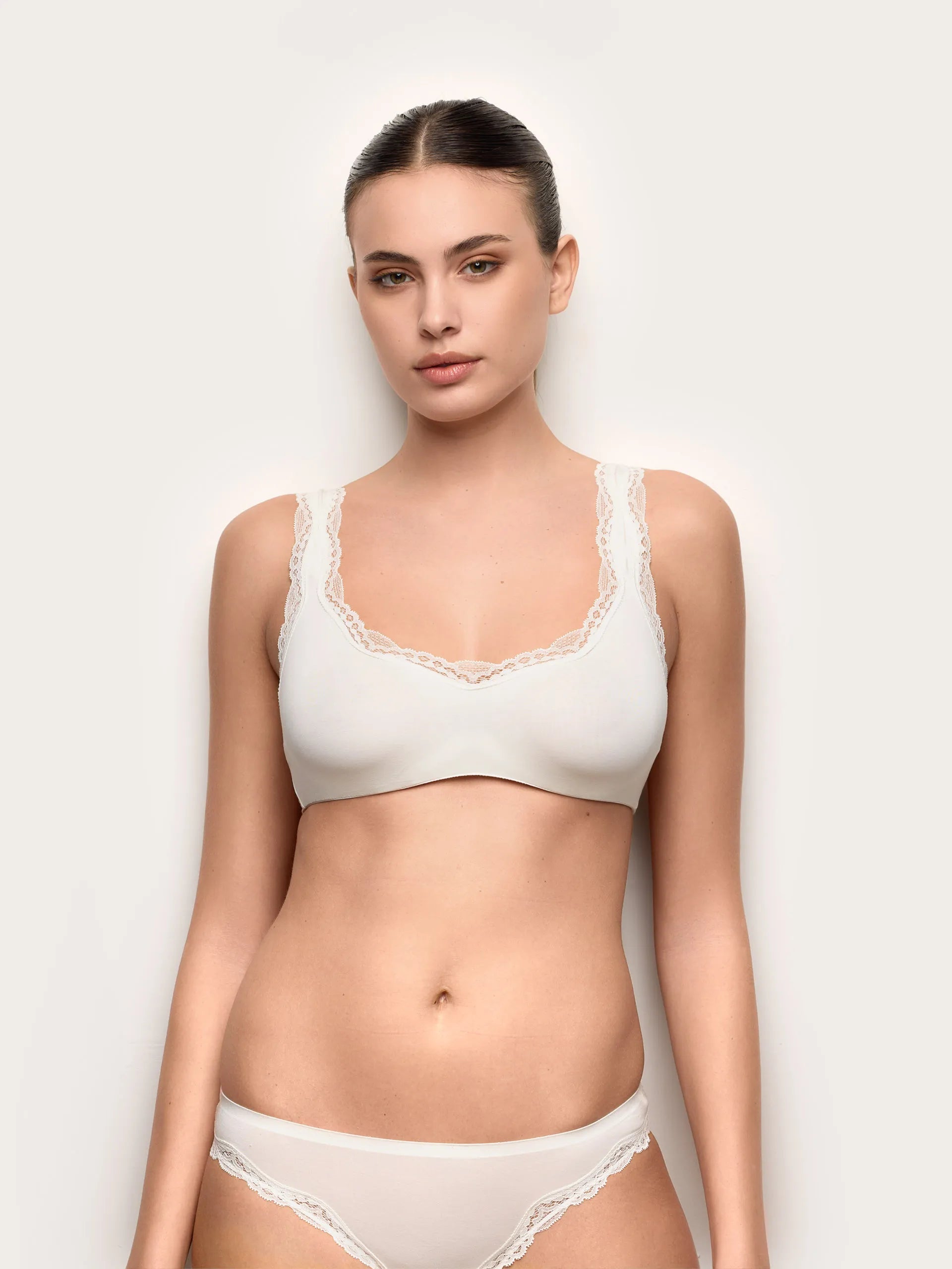 Yamamay Albania Bralette | IBRD191010_096_01.jpg