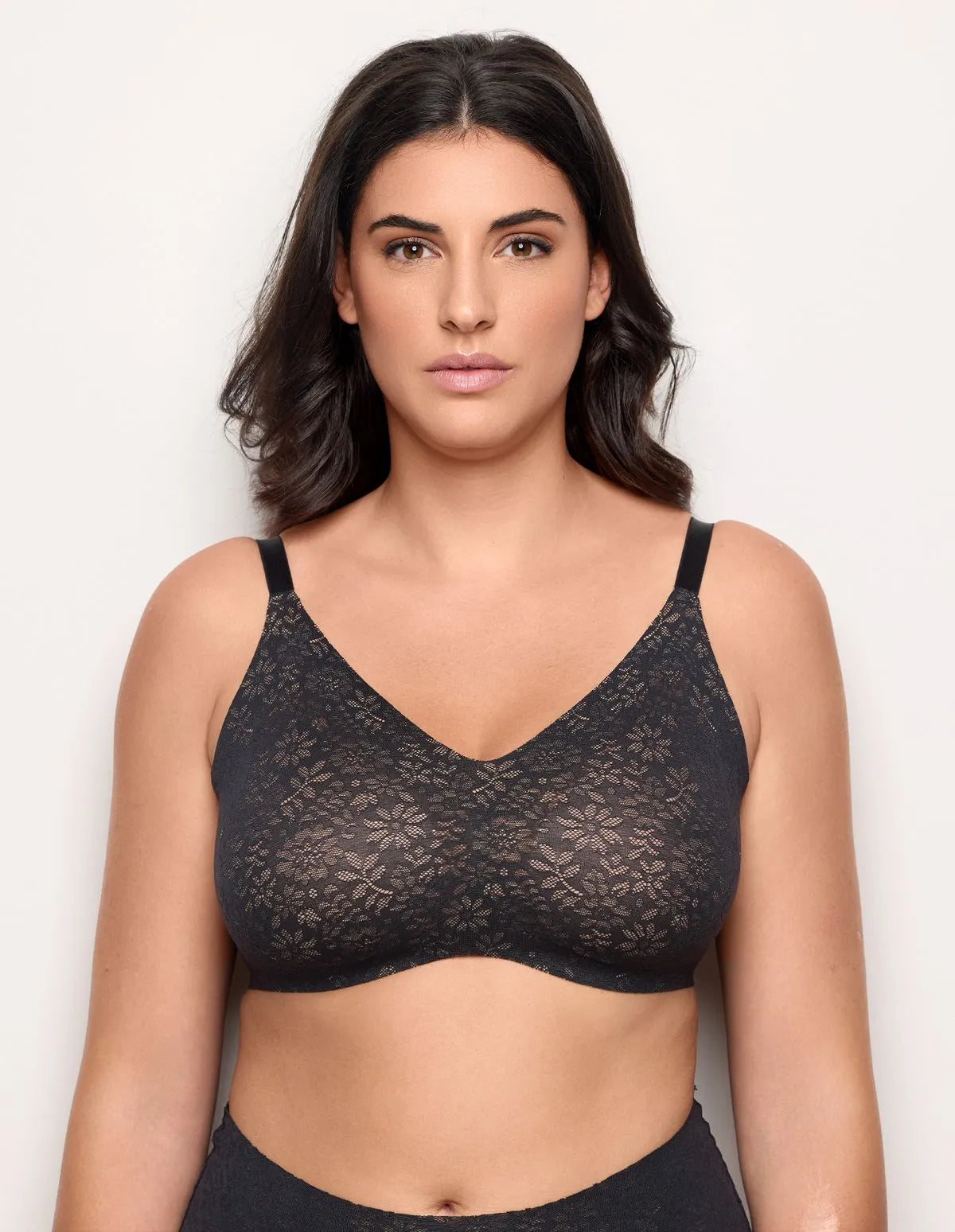 PRINCIPESSA LACE - Reçipetë bralette me mbushje të heqshme