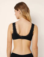 Yamamay Albania Bralette | IBRD99X015072_04_d6ed03c3-6ed8-477e-a339-46a7985d6a7b.jpg