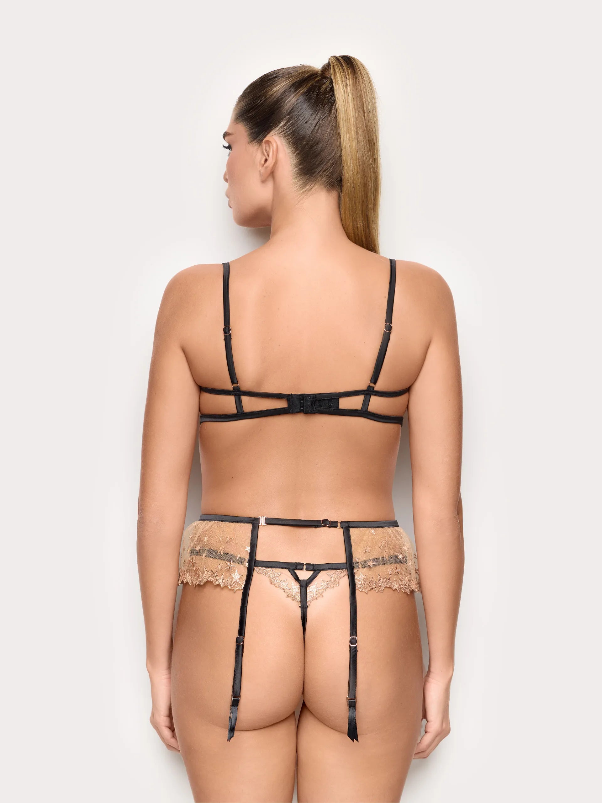 Yamamay Albania Corset | ICRD184006_016_04.jpg