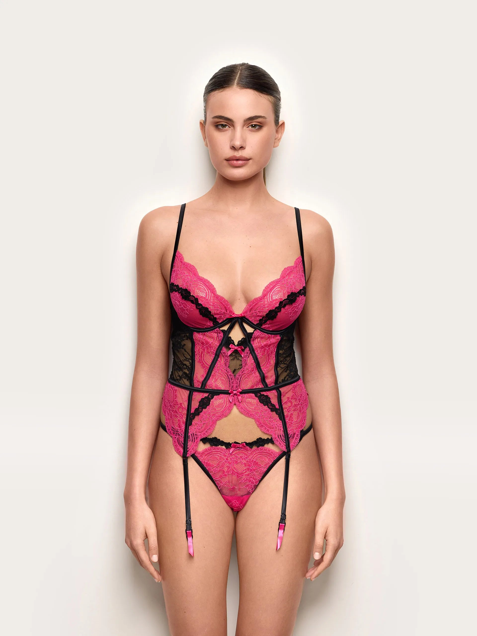 Yamamay Albania Corset | ICRD191005_040_02.jpg