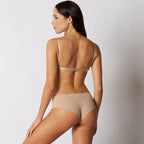 TAGLIO VIVO - Mbathje Braziliane