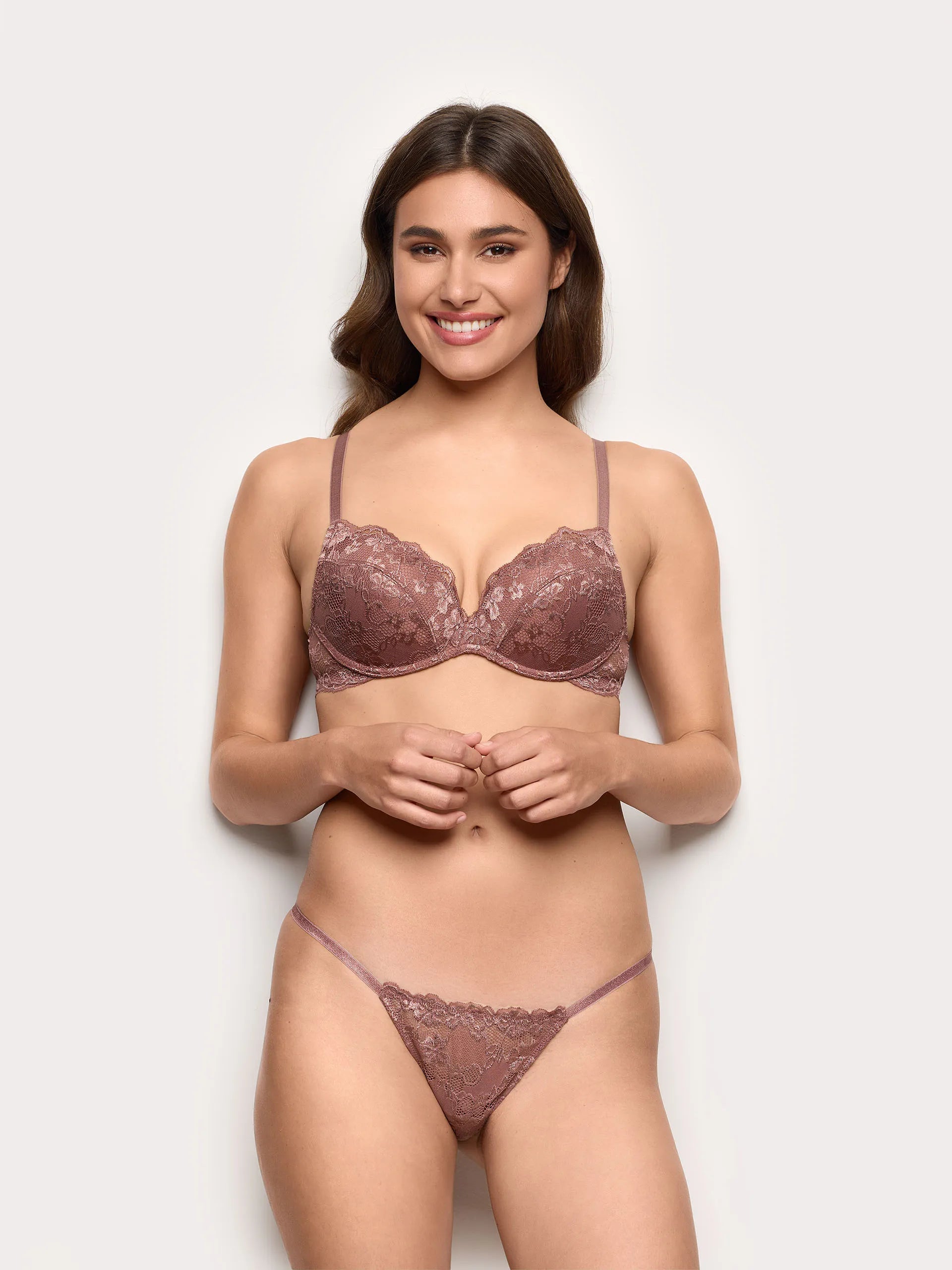 Yamamay Albania Low waist g-string | IPED191003_063_01.jpg