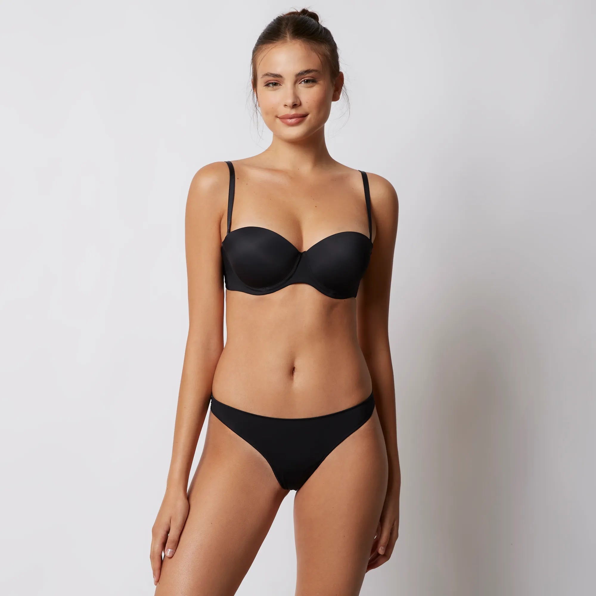 Justin Rec - Mbathje Tanga për femra